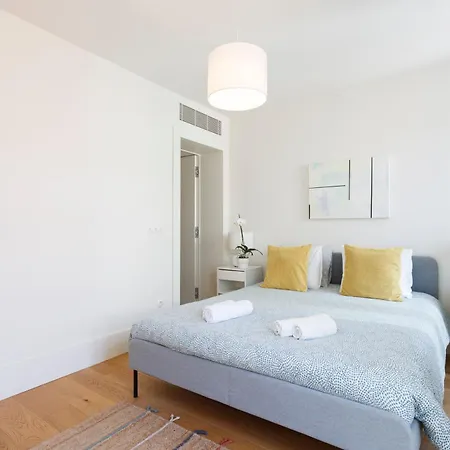 Privatunterkunft Luxury In Shared In Downtown Lissabon