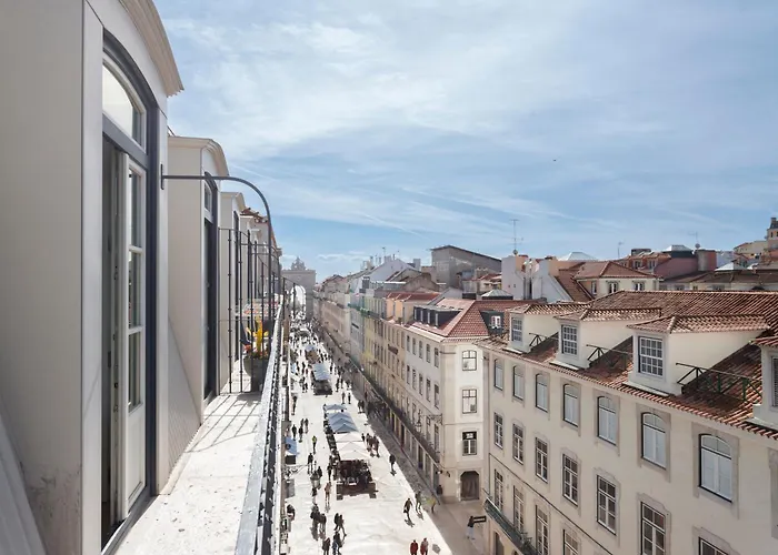 Comfortable Suite In A Shared Apartment In The Center Of Lisbon